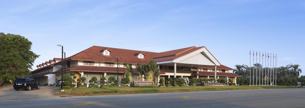 Indochina Hotel Sa Kaeo Bagian luar foto