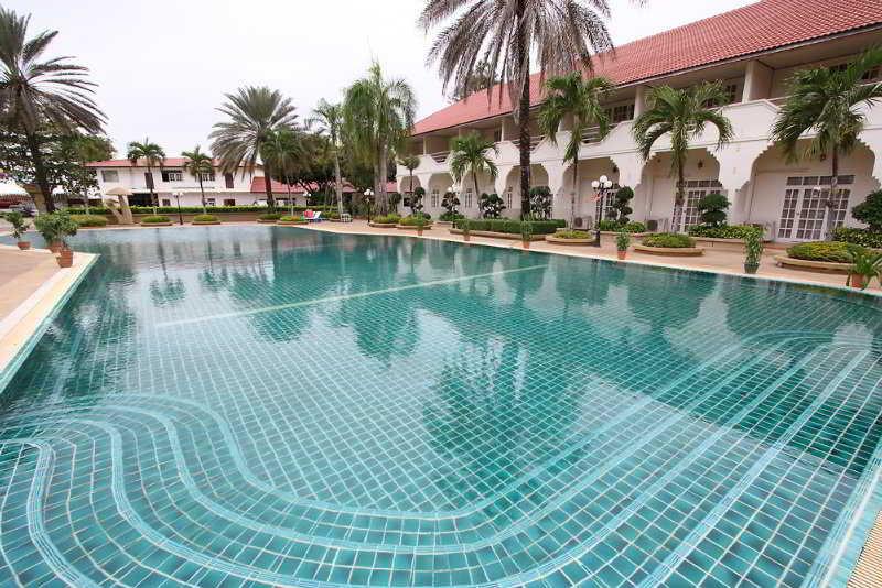 Indochina Hotel Sa Kaeo Bagian luar foto